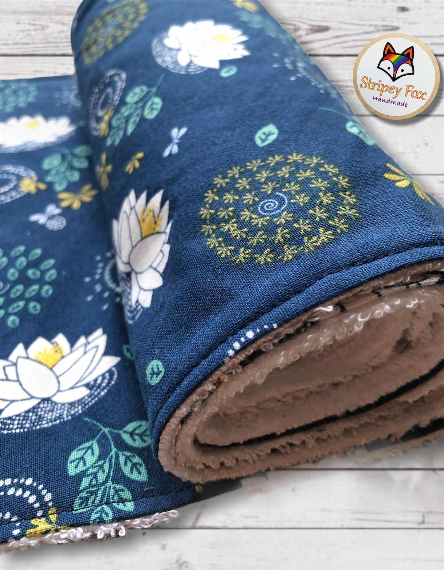 Water Lily Reusable Kitchen Roll